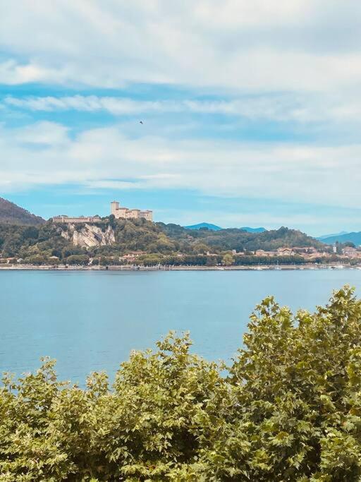 Babalu Con Vista Lago 아로나 외부 사진