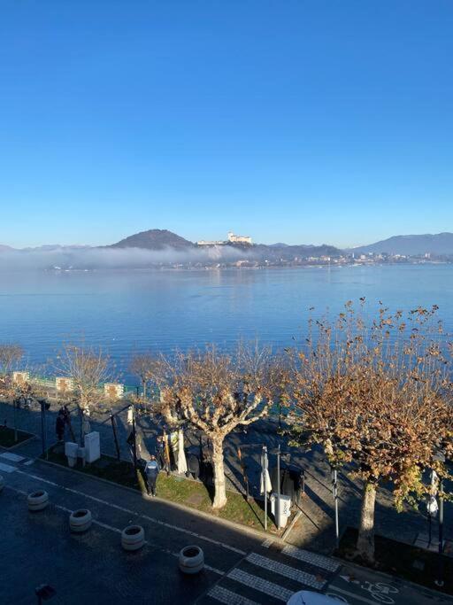 Babalu Con Vista Lago 아로나 외부 사진