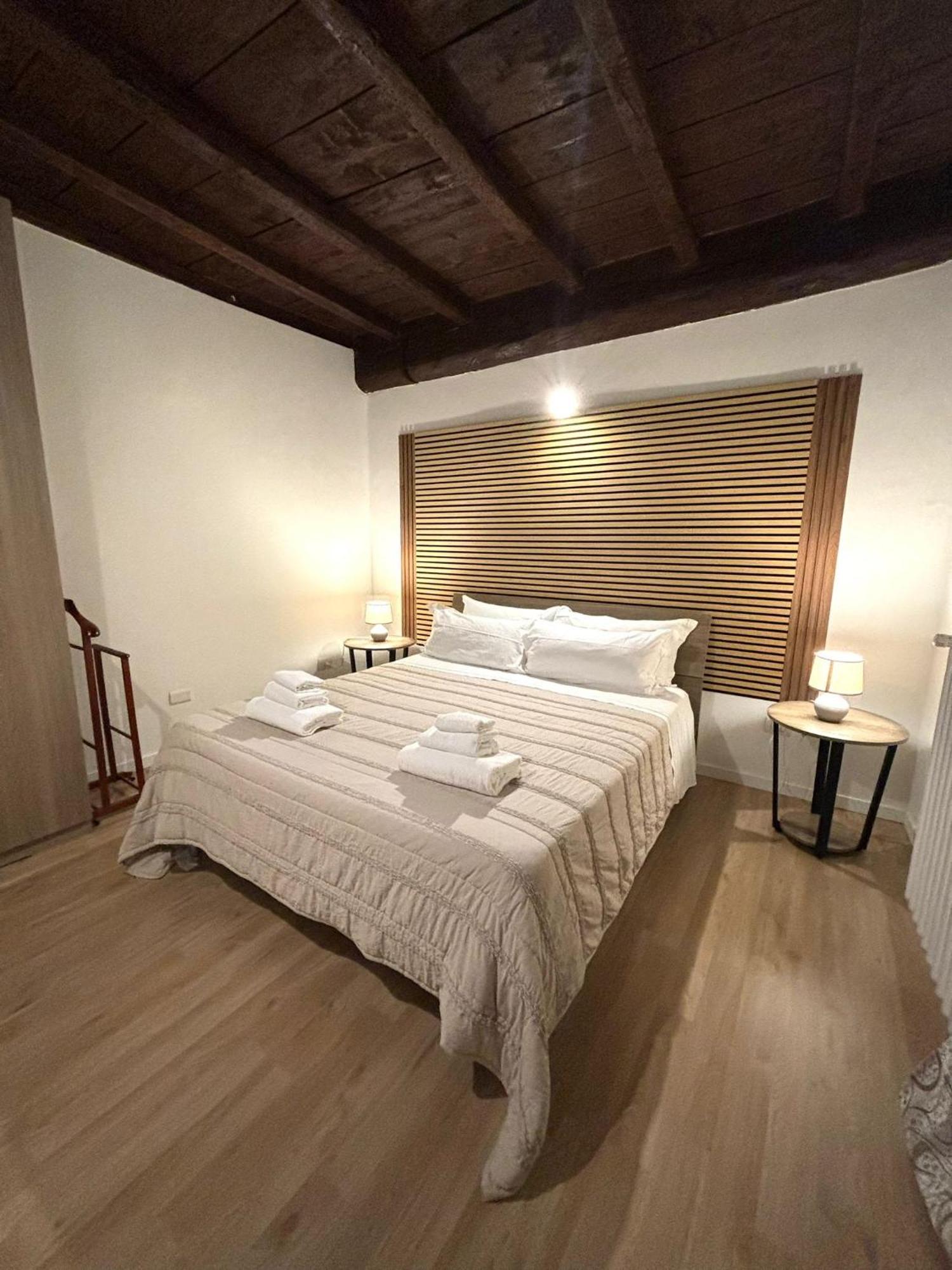Babalu Con Vista Lago 아로나 외부 사진
